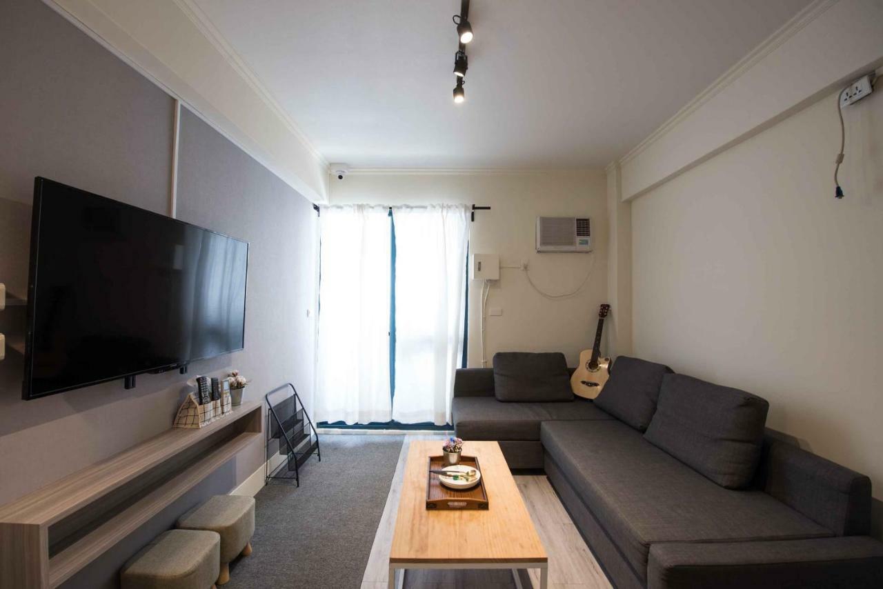 Ferienwohnung BirD series backpacker輕隔間背包客 Tainan Exterior foto